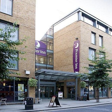 Premier Inn London King'S Cross Exterior photo